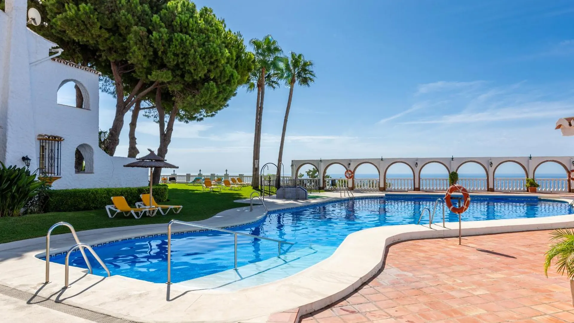 Tio Charles De June - Charming 2 Bedroom Apartment Benalmádena